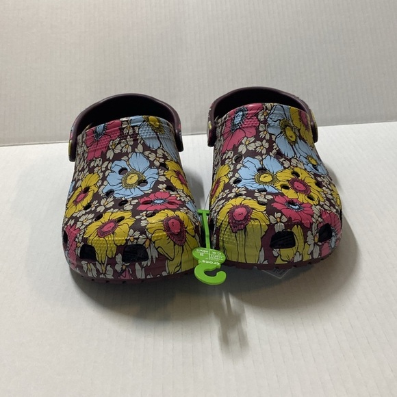 CROCS classic retro floral clog in burgundy multicolored floral‎ main image 5